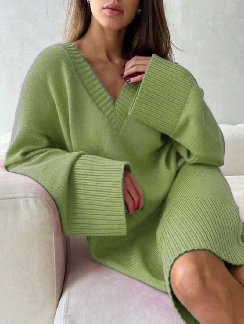 Ribbed Knit Sweater - プラスサイズの女性用無地セーターワンピース、Vネック、ドロップショルダー、リブニット、ゆったりフィット、秋冬カジュアル、リラックススタイル
