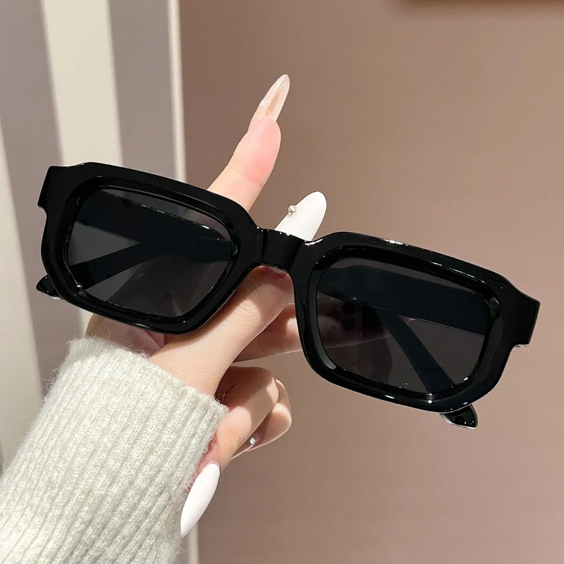 新作人気 スクエアスモールフレーム レトロファッションサング - Women'S Fashion Eyewear のレビューと価格