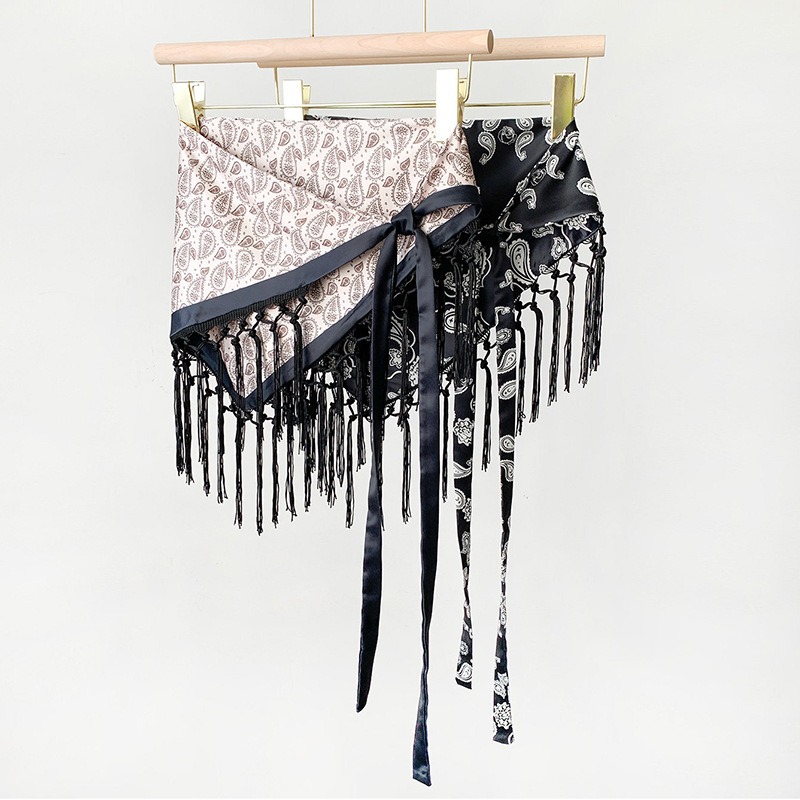 タッセルタイウエストシールプリント三角スカーフ レディース  - Women'S Fashion Layering のレビューと価格