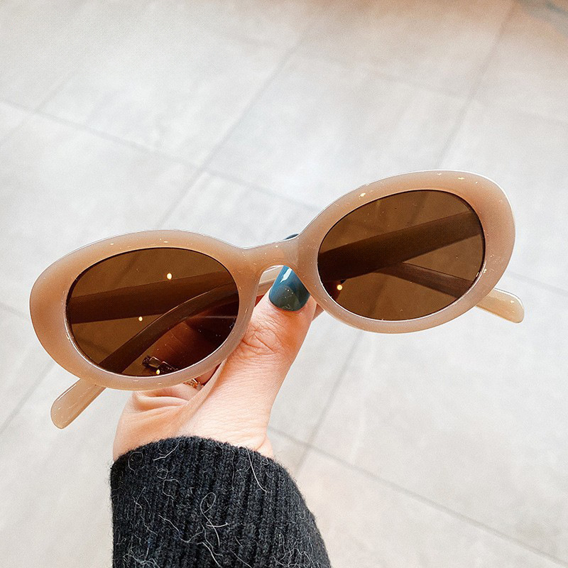 ヴィンテージ風小型オーバルサングラス 女性用 新ファッション - Women'S Fashion Eyewear のレビューと価格