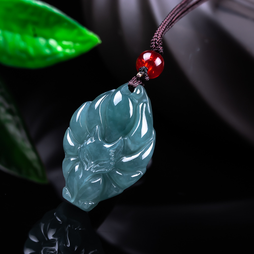 天然ビルマ翡翠フォックスペンダントネックレスヴィンテージアク - Women Fashion Necklace のレビューと価格