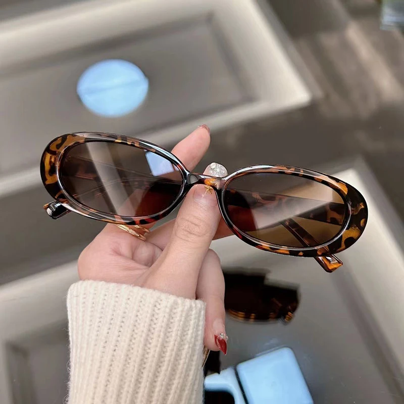 新しいオーバル型ヴィンテージサングラス レディース ファッシ - Women'S Fashion Eyewear のレビューと価格