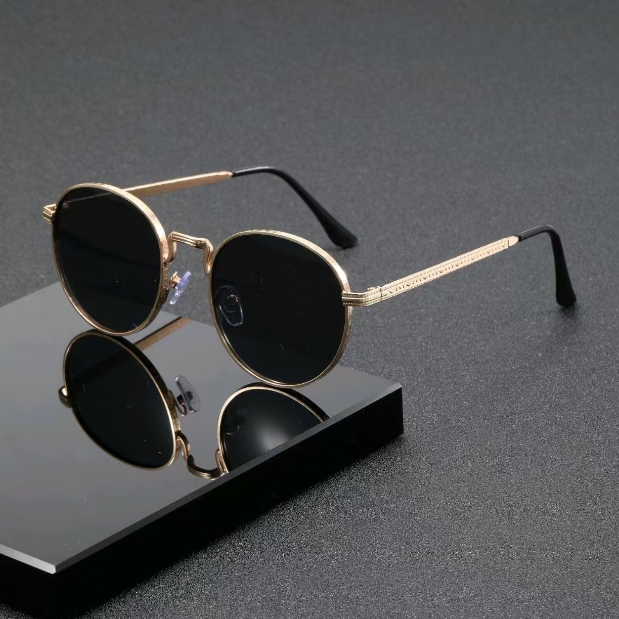 ファッションクラシックラウンドサングラス メンズ レディース - Women'S Fashion Eyewear のレビューと価格