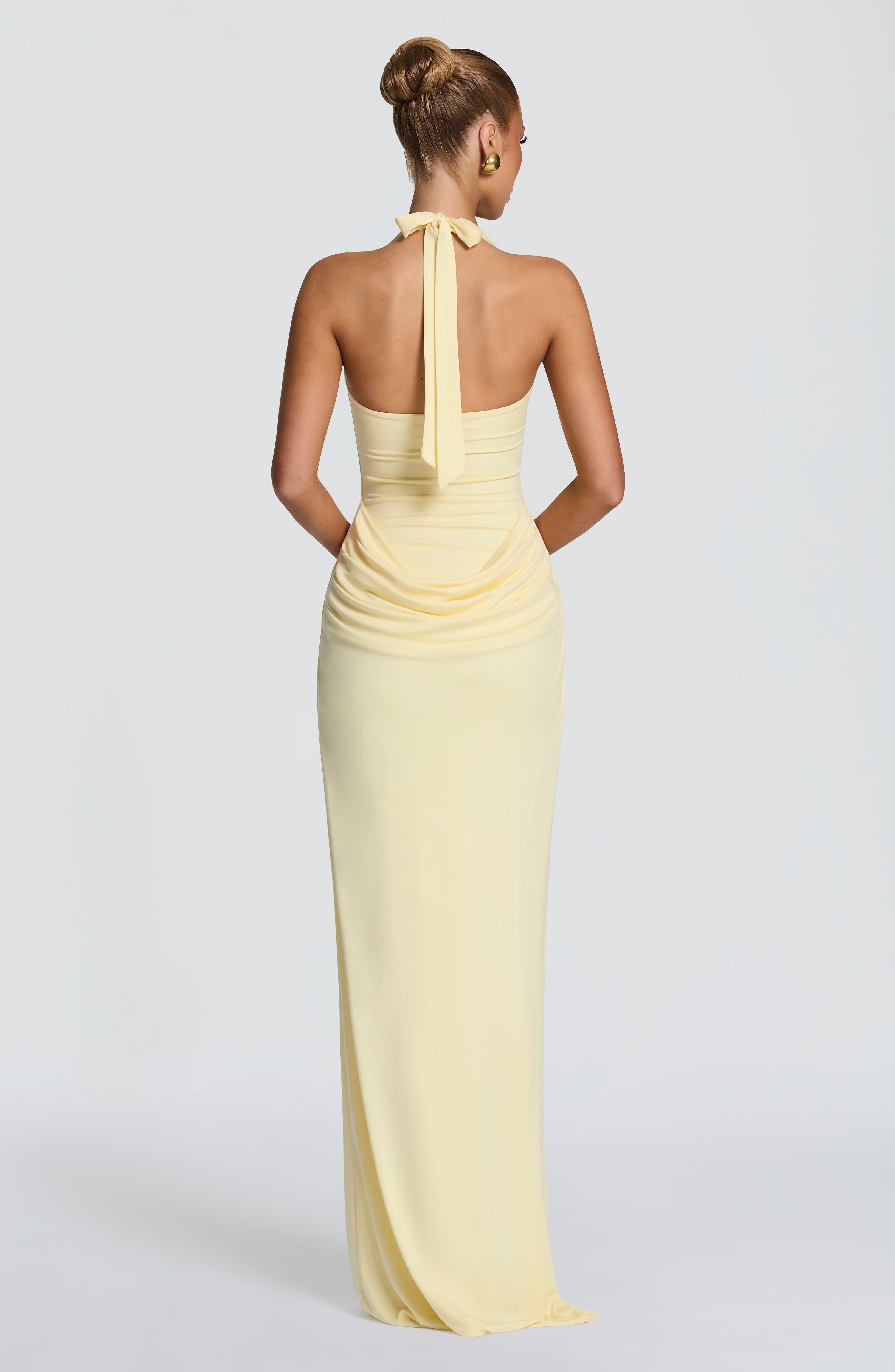 ホルターネックスクエアネックマキシドレス、ウエストドレープ、 - Bodycon Dress Women のレビューと価格
