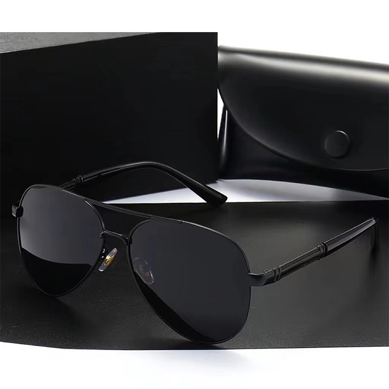 高級感あふれるメンズ偏光メタルサングラス。運転用としても最適 - Women'S Fashion Eyewear のレビューと価格